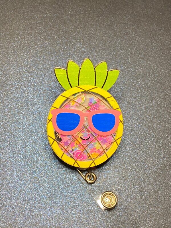 Pineapple Shaker - alligator clip - badge reel