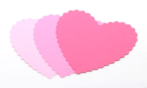 Scalloped Hearts Paper Cutout - 18 pieces.