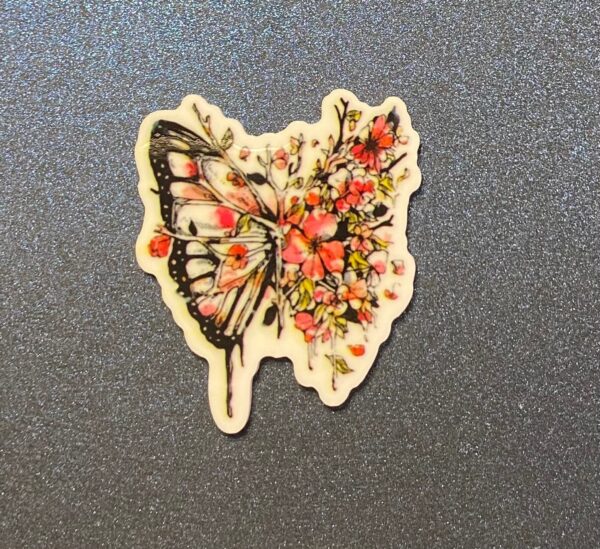 Set of 5 Butterfly Resin - Image 2