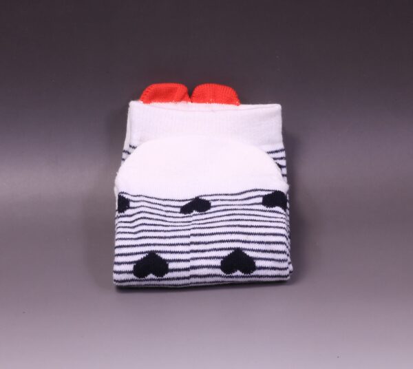 White Ankle Heart Socks - Image 3